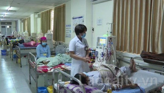 Đảm bảo sức khỏe, phòng dịch cho người chạy thận