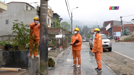 Điện lực Lào Cai đảm bảo an toàn lao động cho công nhân