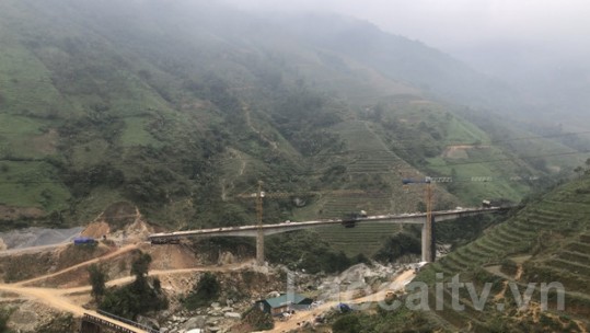 Phấn đấu hợp long cầu Suối Đum 2 trước 30/4/2022
