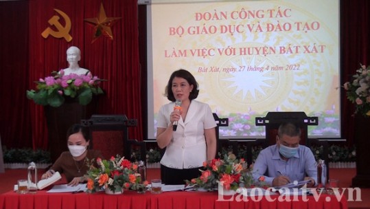 Bộ Giáo dục và Đào tạo khảo sát công tác phổ cập giáo dục mầm non tại huyện Bát Xát