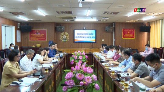 Đoàn công tác Bộ Giáo dục và Đào tạo làm việc tại Lào Cai