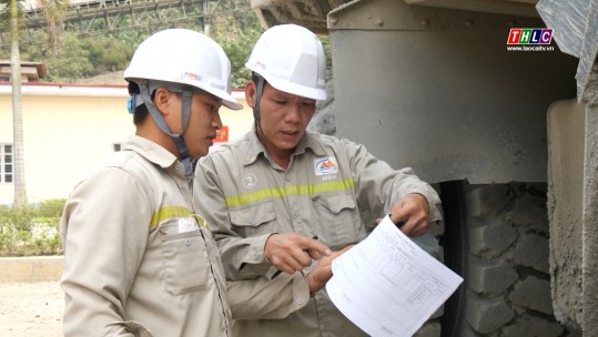 Một ngày làm việc của công nhân hầm mỏ