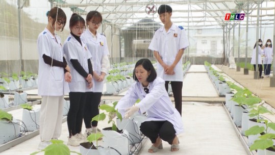 Đầu tư công nghệ cao để đào tạo nhân lực cho ngành Nông nghiệp