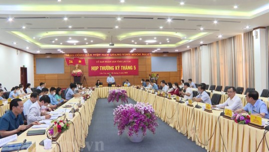 Tận dụng thời cơ, quyết tâm hoàn thành 25 chỉ tiêu được giao