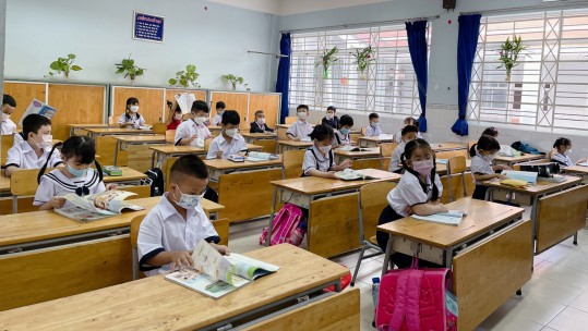 Tín dụng đối với cơ sở giáo dục mầm non, tiểu học ngoài công lập.