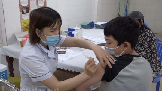 Nỗ lực hoàn thành tiêm vắc xin COVID-19 cho trẻ từ 5 - 11 tuổi trong quý II
