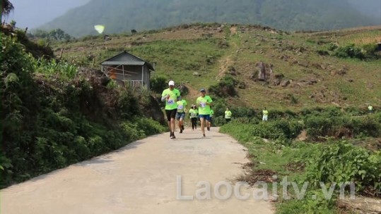 150 VĐV tham gia Giải chạy “Sa Pa mùa nước đổ” năm 2022
