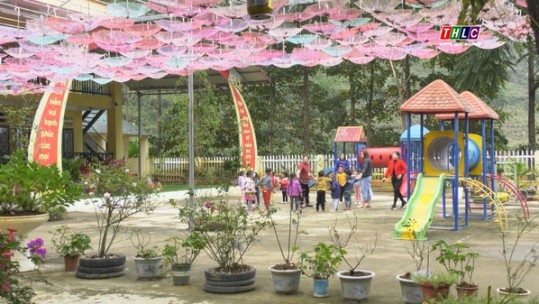 Tập trung lãnh đạo thực hiện mục tiêu xây dựng trường chuẩn