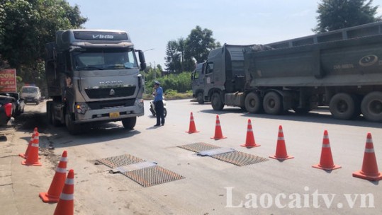 Tổ chức tháng cao điểm xử lý xe quá khổ, quá tải
