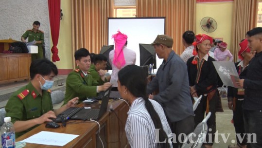 Văn Bàn: Cấp căn cước công dân - Những nỗ lực từ cơ sở