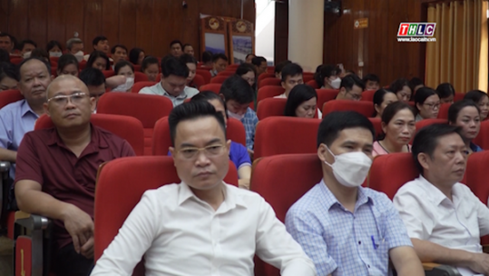 Thành ủy Lào Cai phổ biến, cập nhật kiến thức cho cán bộ, đảng viên