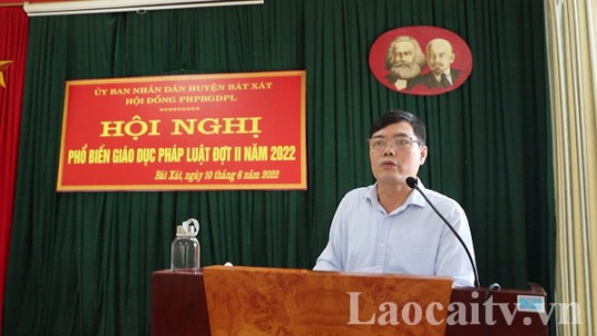 Bát Xát tổ chức hội nghị phổ biến giáo dục pháp luật đợt II