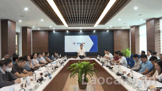 Điện lực Lào Cai gặp mặt báo chí