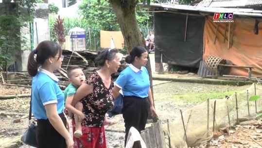 Gương phụ nữ vùng cao Bản Sen làm giàu từ kinh tế tổng hợp