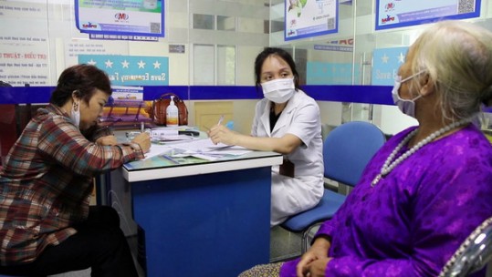 Gia tăng số người đi tiêm phòng dại do bị chó, mèo cắn