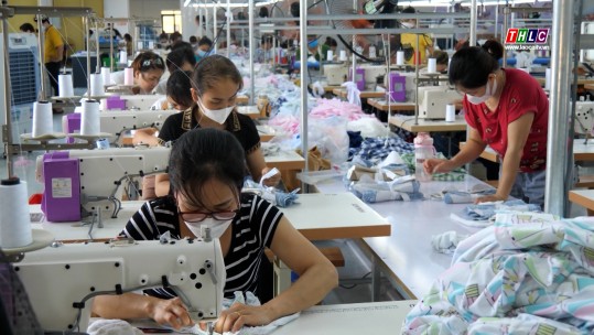 Rèn luyện tác phong công nghiệp trong công nhân lao động