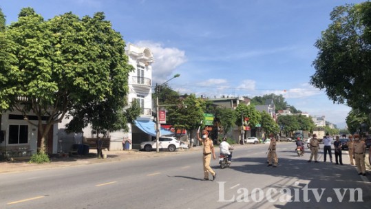 Mở đợt cao điểm xử lý vi phạm nồng độ cồn và xe quá tải