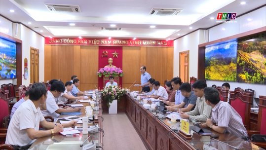 Thường trực Tỉnh uỷ giao ban với các cơ quan tham mưu, giúp việc