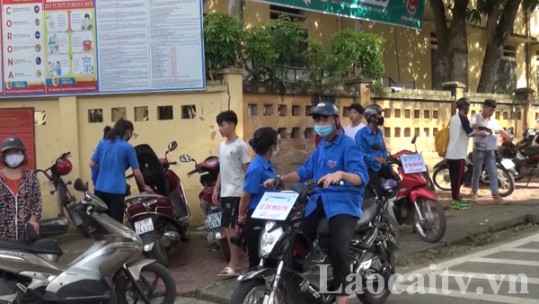 Văn Bàn ra quân tiếp sức mùa thi