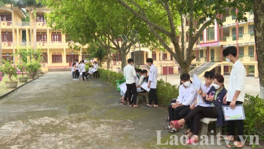 Kỳ thi tốt nghiệp THPT 2022 tại Lào Cai diễn ra an toàn, thành công