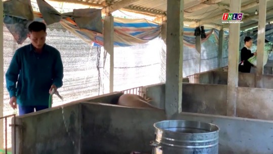 Trưởng thôn gương mẫu, làm kinh tế giỏi ở thôn Làng Ẻn