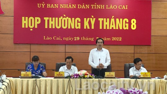 Phấn đấu hoàn thành nhiệm vụ thu ngân sách đề ra