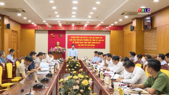 Phó Thủ tướng Thường trực Chính phủ Phạm Bình Minh làm việc với Ban Thường vụ Tỉnh ủy Lào Cai