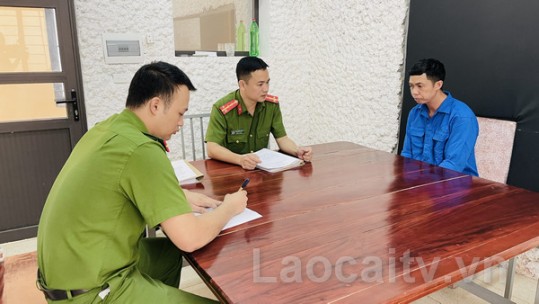 Bắt giữ đối tượng trộm cắp tài sản có giá trị hơn 200 triệu đồng trong cốp xe gắn máy