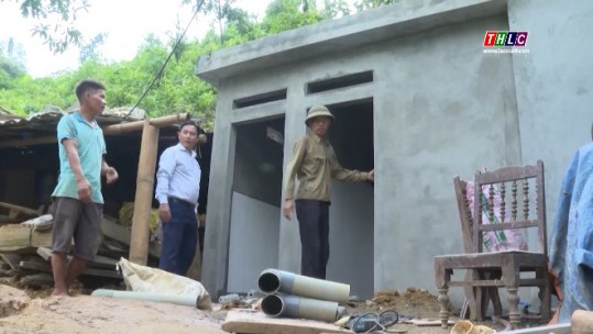 Hỗ trợ làm nhà đại đoàn kết cho hộ nghèo