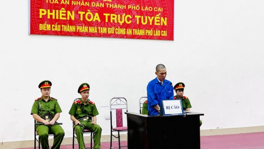 Tòa án nhân dân thành phố Lào Cai tổ chức phiên tòa xét xử trực tuyến đầu tiên