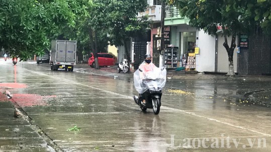 Dự báo đêm về sáng 24/9, Lào Cai có mưa dông