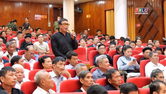 Đoàn đại biểu Quốc hội tỉnh tiếp xúc cử tri với người có uy tín trong đồng bào dân tộc thiểu số