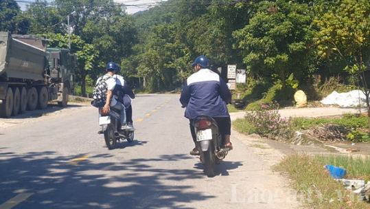 Vẫn khó xử lý tình trạng học sinh đi xe trên 50 phân khối đến trường