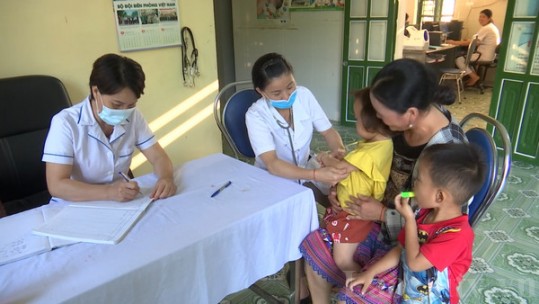 Nỗi lo thiếu vắc xin phòng bệnh khi thời tiết giao mùa