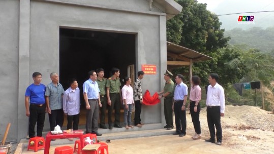 Công an tỉnh Lào Cai hỗ trợ xây dựng mới, sửa chữa 13 nhà tình nghĩa tại xã Xuân Thượng