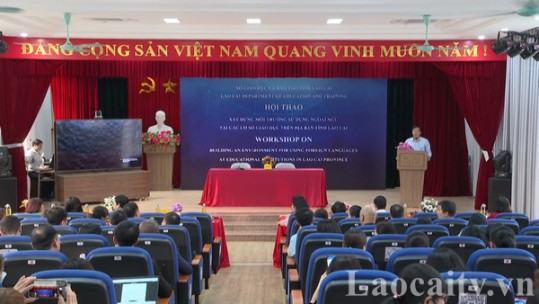 Xây dựng môi trường sử dụng ngoại ngữ tại các cơ sở giáo dục