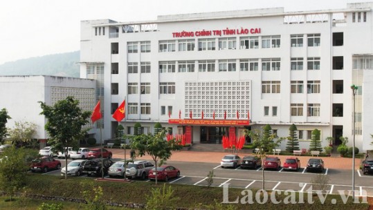 Tự hào Trường Chính trị cấp tỉnh đạt chuẩn mức 1 đầu tiên của cả nước