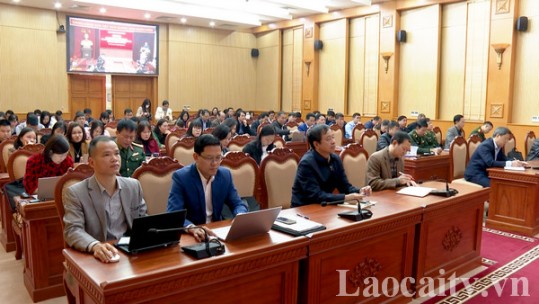 Hội nghị báo cáo viên Trung ương tháng 12