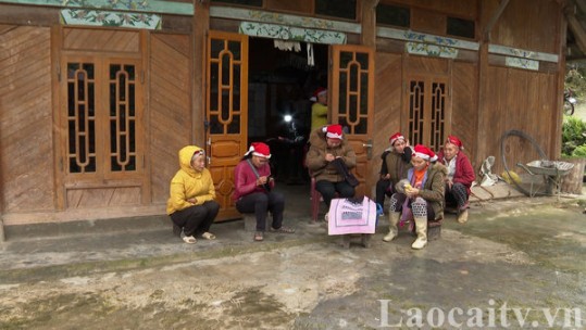 Lửa nhiệt huyết của những cán bộ thôn bản