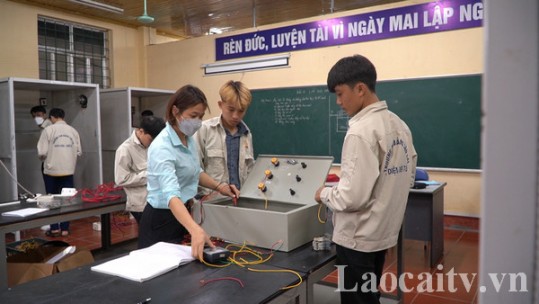Doanh nghiệp và bài toán giữ chân nhân lực