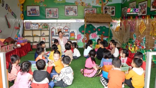 Học Bác trong trường học
