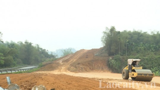 Khó khăn trong giải phóng mặt bằng tại nút giao IC18