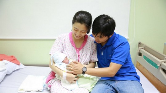 Đề xuất lao động nam được hưởng trợ cấp thai sản khi vợ sinh con