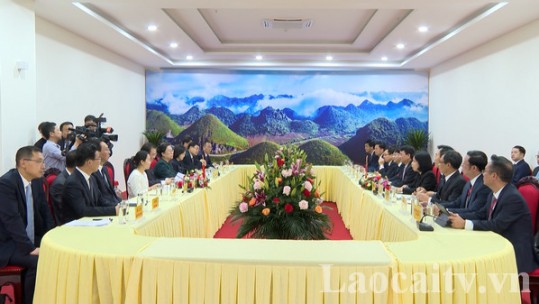 Bí thư Tỉnh ủy Lào Cai (Việt Nam) Đặng Xuân Phong hội kiến Bí thư Tỉnh ủy Vân Nam (Trung Quốc) Vương Ninh