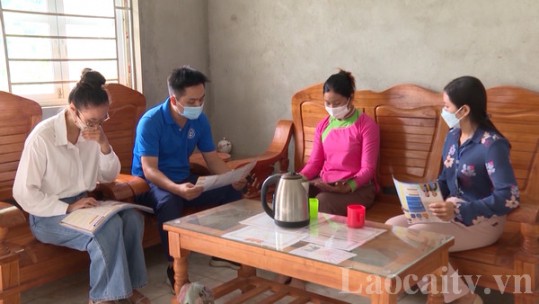 Nhiều người dân tham gia bảo hiểm y tế tự nguyện