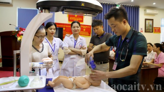 Nâng cao năng lực về hồi sức sơ sinh cho trẻ