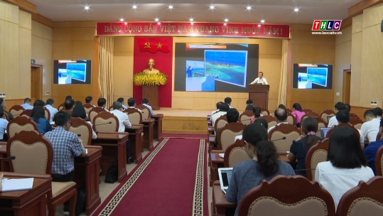 Hội nghị báo cáo viên tháng 4