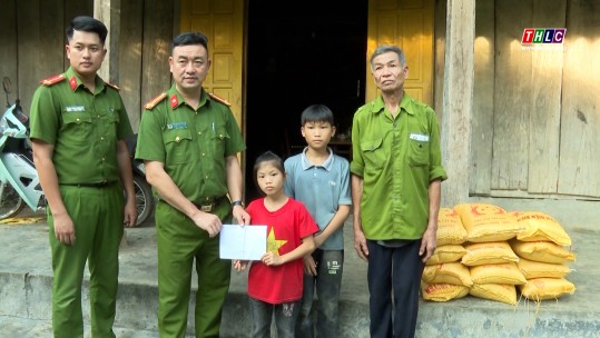 Ấm áp mô hình 