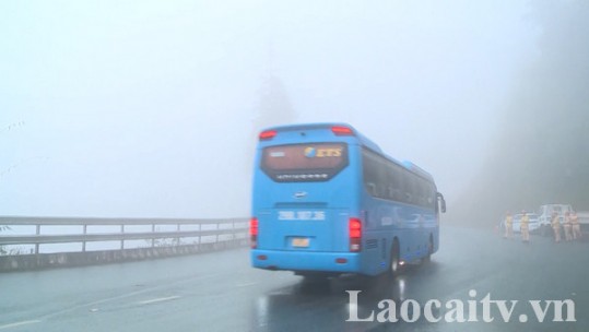 Đảm bảo an toàn giao thông trên đường đèo, dốc có sương mù