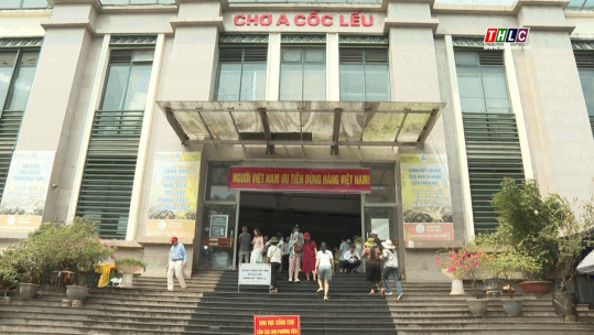 Chợ Cốc Lếu giữ chân du khách bằng văn hóa kinh doanh